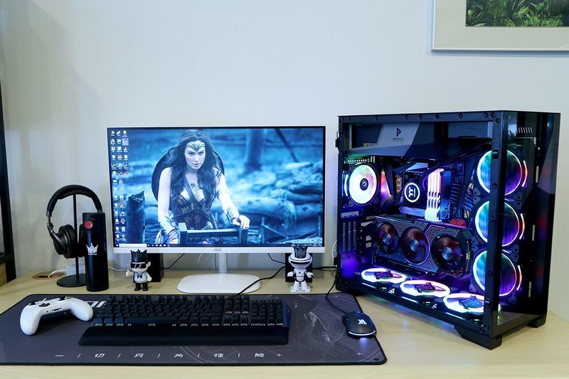 预算2万 9900K加2080显卡配安钛克冰钻机箱打造RGB信仰主机