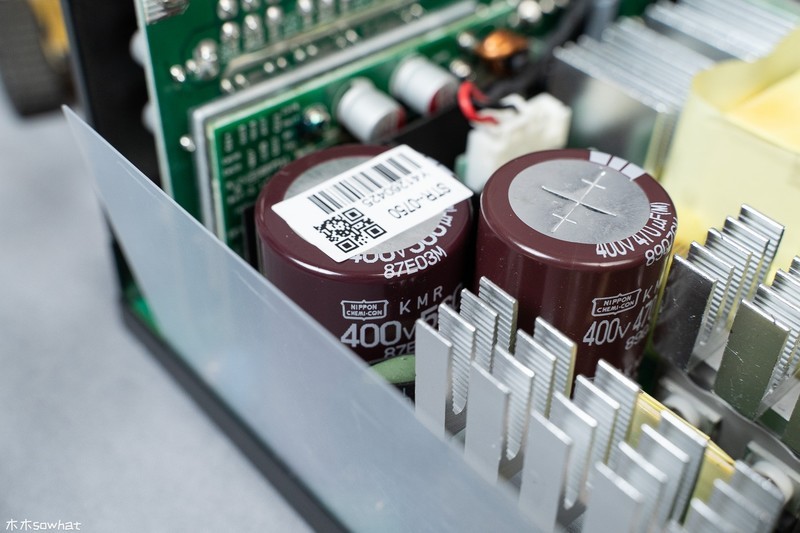 全日系电容/12年保修——售价1449元的海韵旗舰钛金PRIME ULTRA 750W电源拆给你看