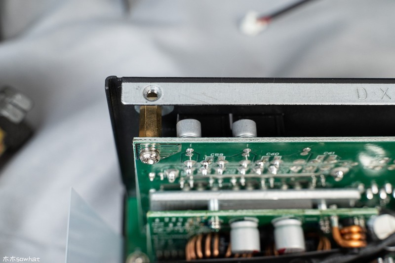 全日系电容/12年保修——售价1449元的海韵旗舰钛金PRIME ULTRA 750W电源拆给你看