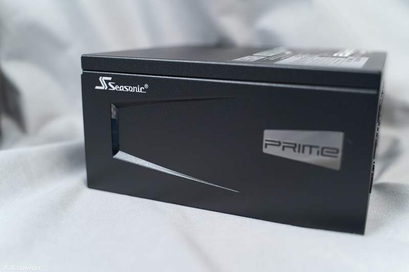 全日系电容/12年保修——售价1449元的海韵旗舰钛金PRIME ULTRA 750W电源拆给你看