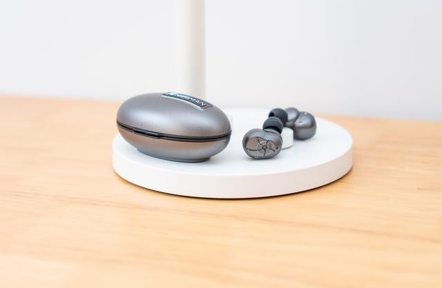 音质完虐AirPods，入手TWS 600的真香体验