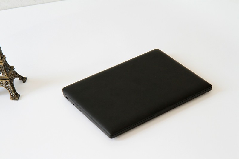 迷你掌上笔记本电脑神奇小本评测，小巧有型性能强悍