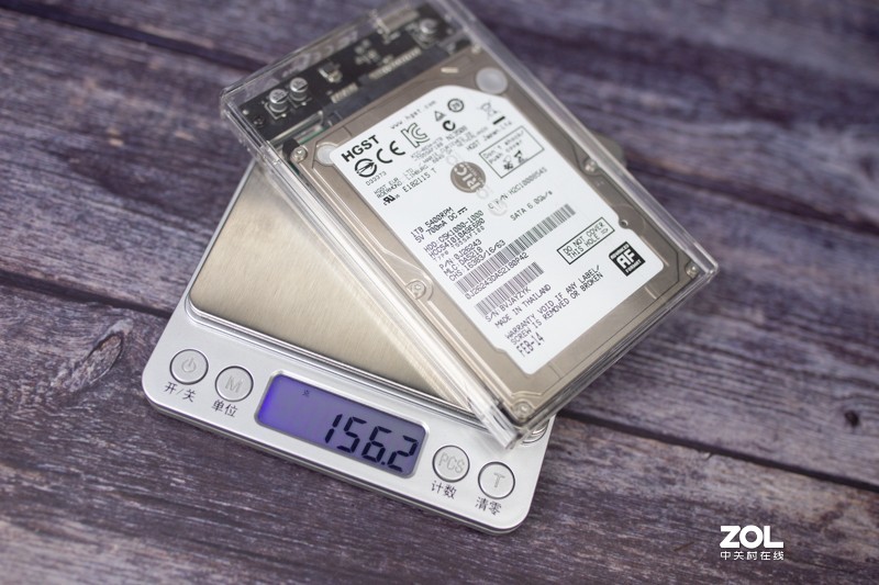 我用398元组了个移动固态硬盘！体验ORICO 迅龙战甲固态硬盘套装