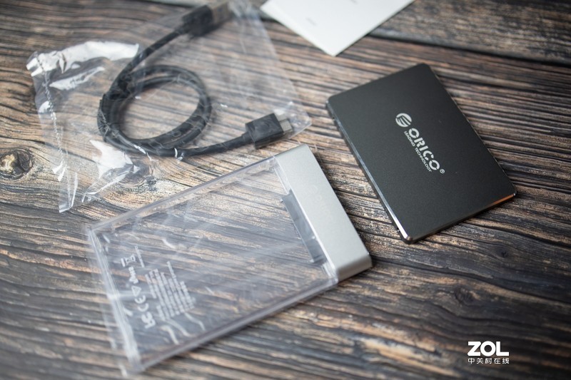 我用398元组了个移动固态硬盘！体验ORICO 迅龙战甲固态硬盘套装