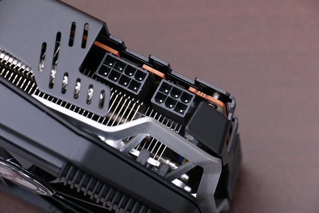 首批买公版的玩家要哭了？非公版 AMD RX 5700 果然很冷静