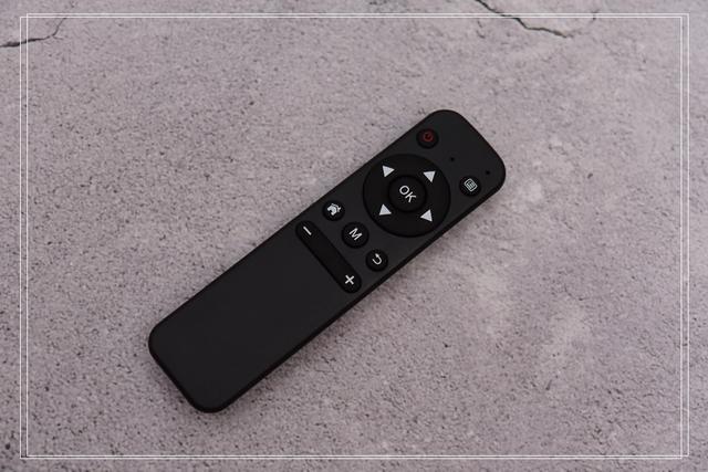 #投影仪# 口袋里的投影仪—随时随地的电影院京造微型投影仪HDP200