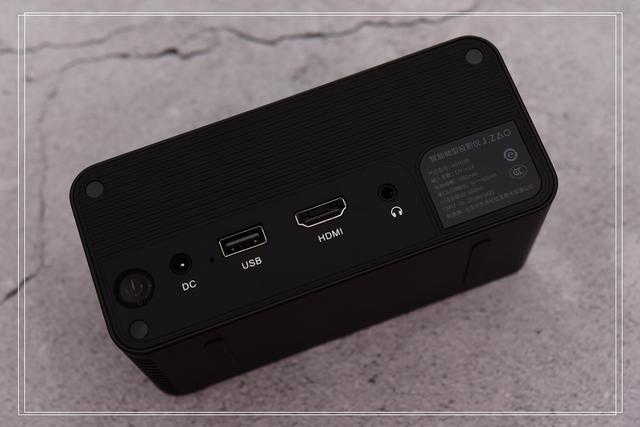 #投影仪# 口袋里的投影仪—随时随地的电影院京造微型投影仪HDP200