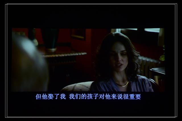 #投影仪# 口袋里的投影仪—随时随地的电影院京造微型投影仪HDP200