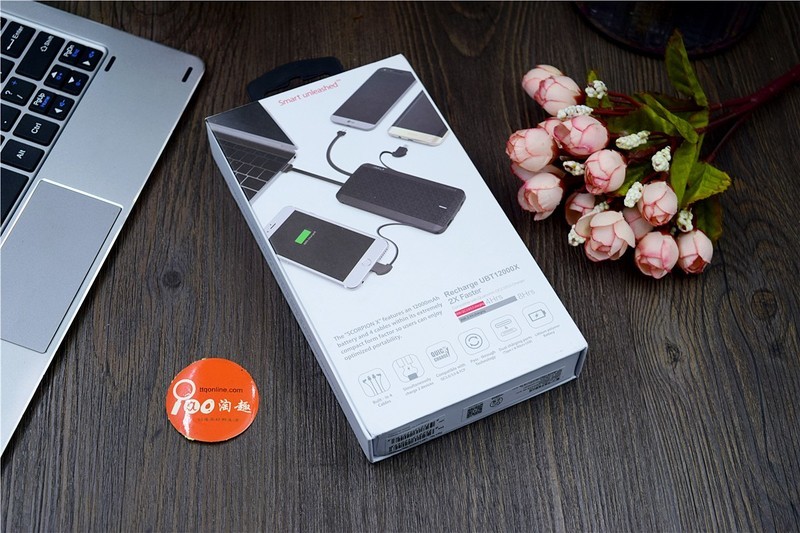 自带三线输出，从此充电不用线：iWALK魔蝎12000X移动电源评测!