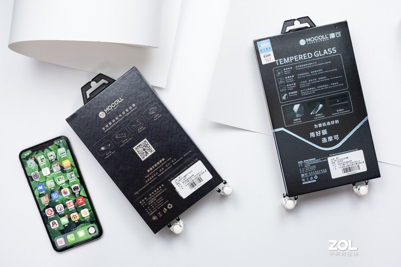 在iPhone 11准备到来时，爱机要怎么样去保护？我选择了它