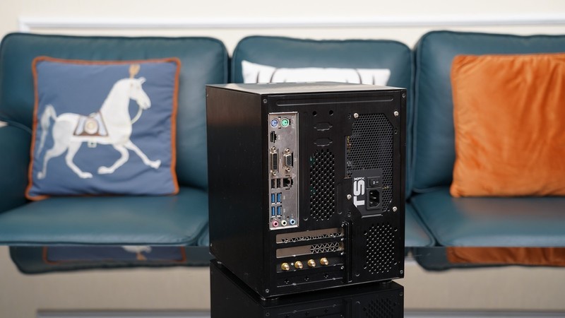 将捡垃圾进行到底，700元打造的电脑主机，还能流畅吃鸡