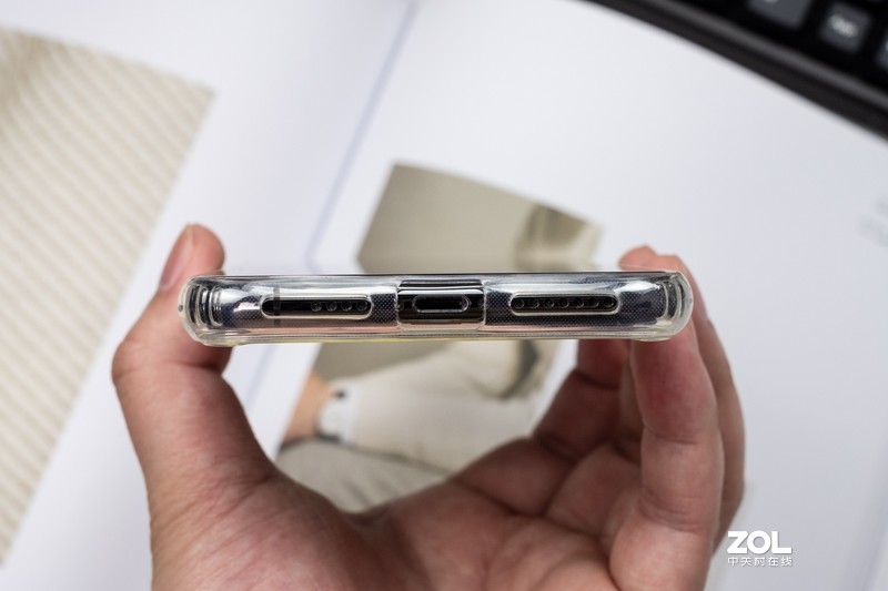 在iPhone 11准备到来时，爱机要怎么样去保护？我选择了它