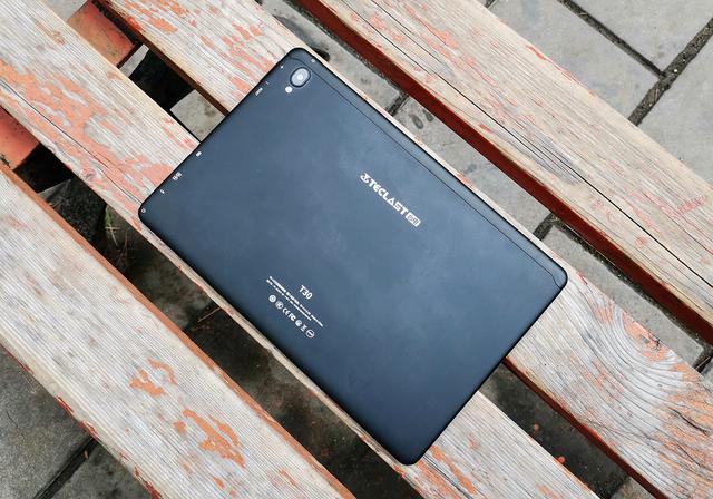 10.1英寸双屏交互，4G全网通加超长续航：台电T30平板体验