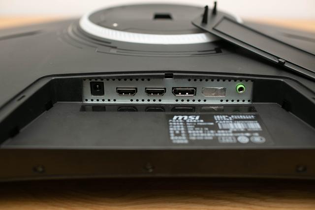 微星PAG321CQR，厂家的体贴？我想要的真的都有了，无短板电竞显示器体验。