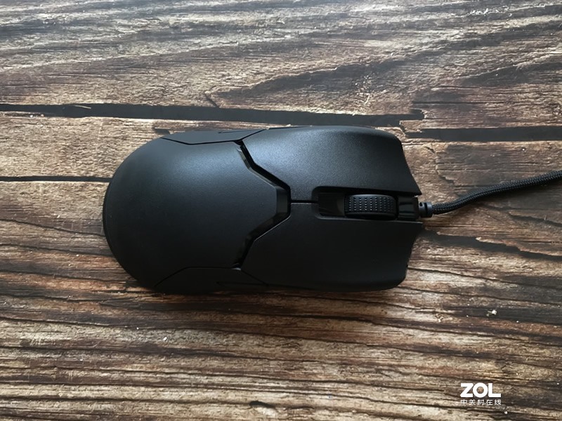 极限之轻：科学减重雷蛇Raver Viper毒蝰鼠标测评与拆解