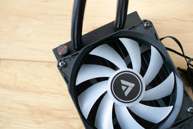 低调奢华系列，性能颜值均好于预期，BARROW 炫影360水冷体验