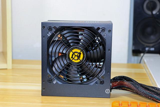 也许，这就是适合女生的电脑主机？