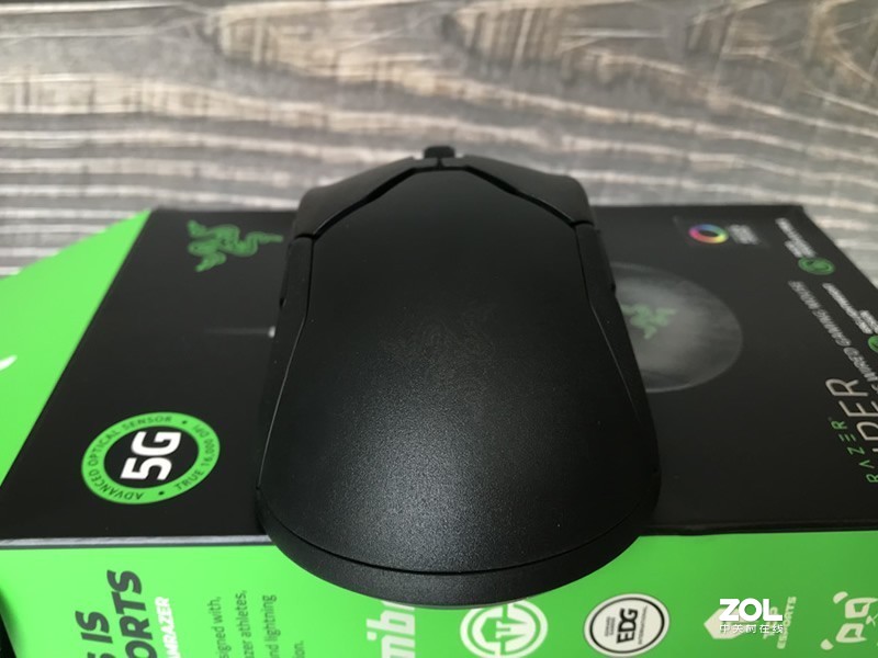 极限之轻：科学减重雷蛇Raver Viper毒蝰鼠标测评与拆解