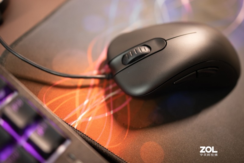简单却很强大！ZOWIE卓威EC2电竞游戏鼠标体验