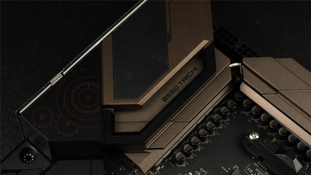 华擎B550 taichi太极曝光，妖板大王：拜托X570才是小弟好吗？