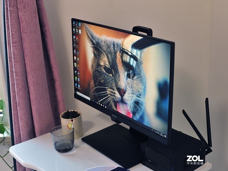 小空间PC桌面方案的终章：入手M9PeGn插满存储接口，顺便晒晒mini桌面环境