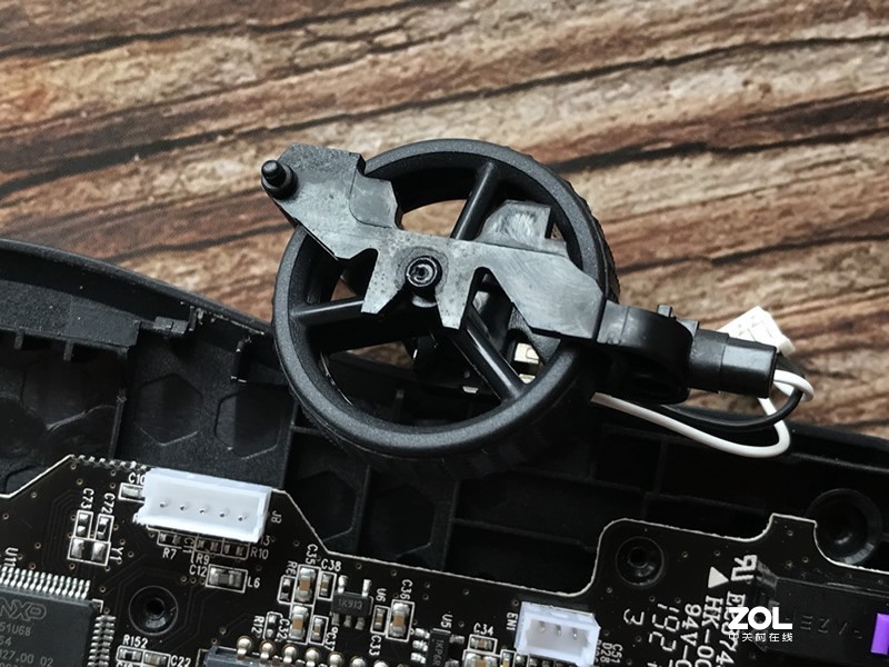 极限之轻：科学减重雷蛇Raver Viper毒蝰鼠标测评与拆解