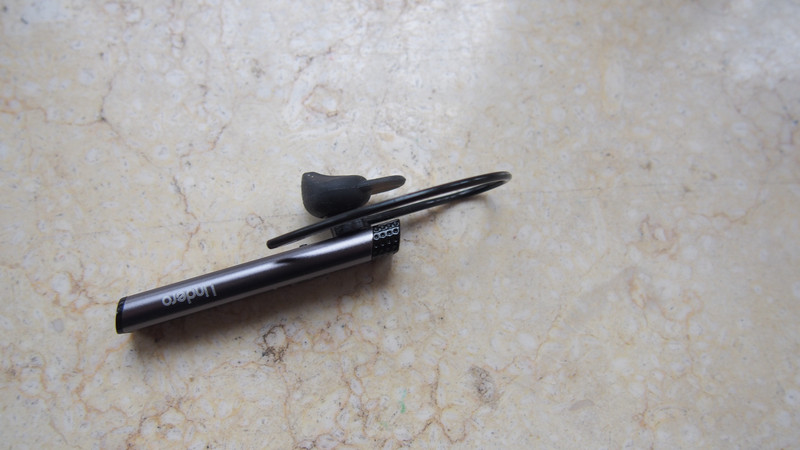 【Lindero Lind-S8车载蓝牙耳机 试用二】耳机+底座 车载蓝牙耳机新主张