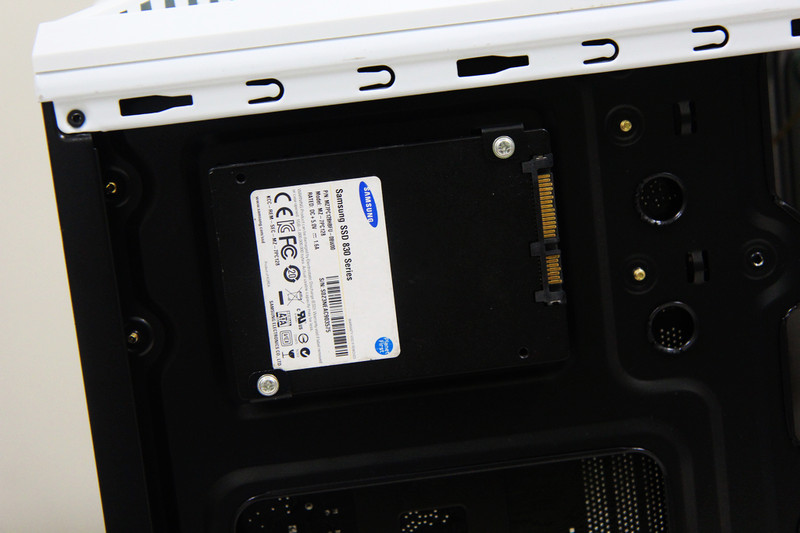 是该有个家了！ICE两件套装机爽玩LOL