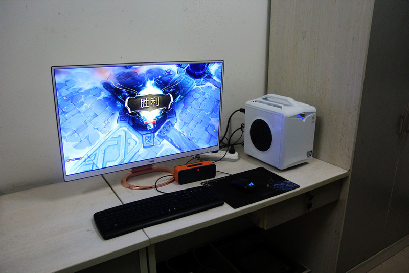 是该有个家了！ICE两件套装机爽玩LOL