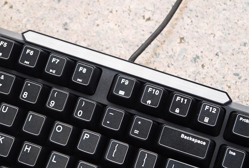 首席玩家黑泽氏典骑青轴版键盘入手体验