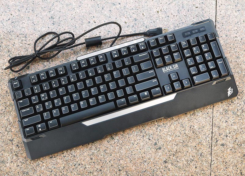 首席玩家黑泽氏典骑青轴版键盘入手体验