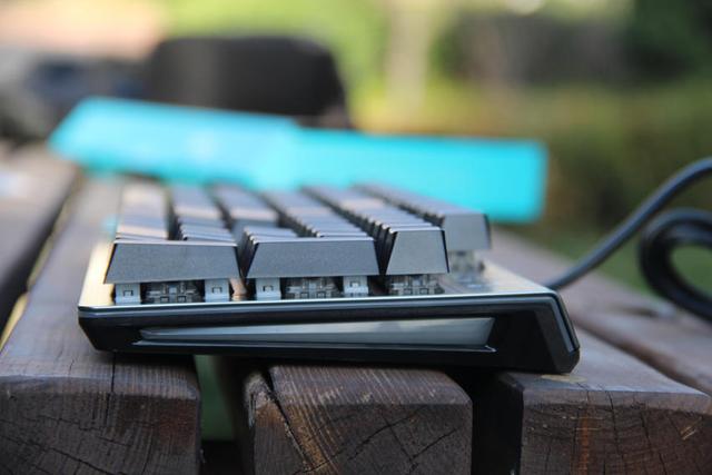 疾速触发，自主红外银轴：雷柏V530这款键盘满足日常一切需要