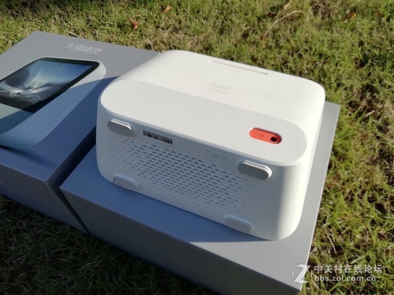 天猫精灵CC-听话的带屏天猫精灵