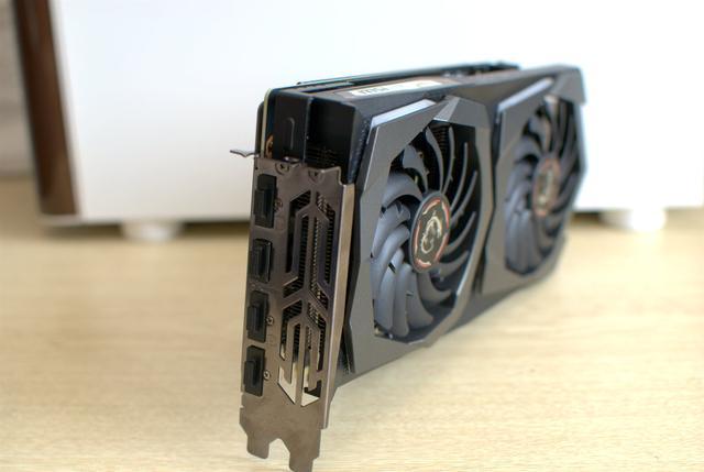 小姨子的新婚礼物，还算主流的装机实录