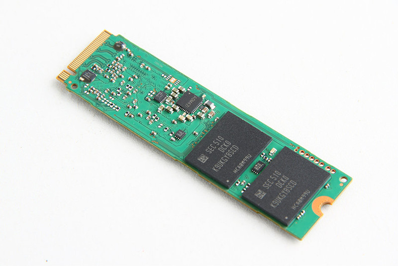 经典元素集于一身 ThinkPad X1C拆解图赏