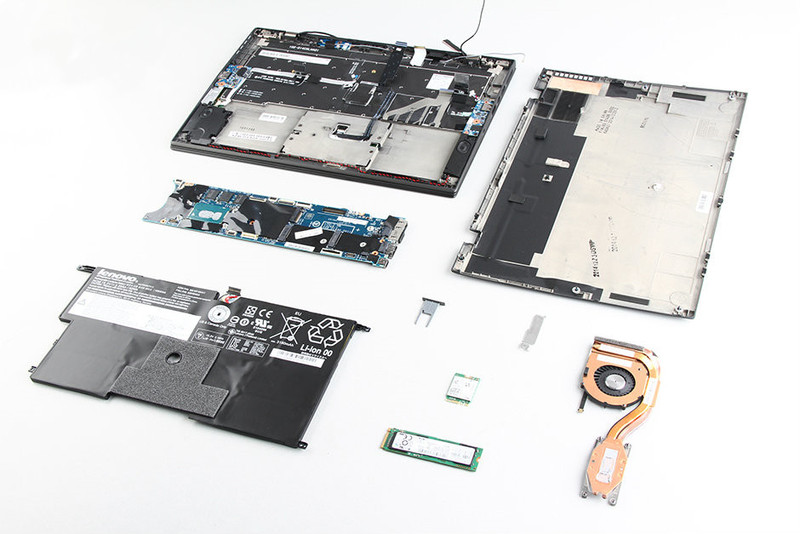 经典元素集于一身 ThinkPad X1C拆解图赏