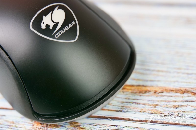 免驱动的中小手型神器：开箱骨伽SURPASSION ST游戏鼠标