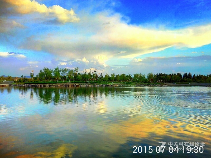 手机当做相机用，出门不必再带相机了