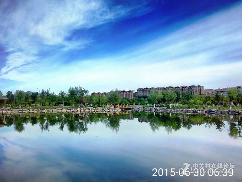 手机当做相机用，出门不必再带相机了