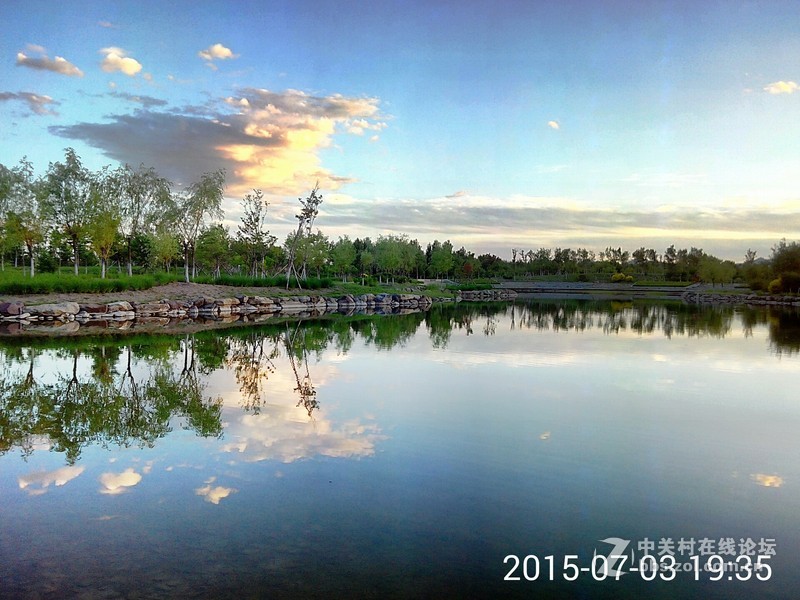 手机当做相机用，出门不必再带相机了