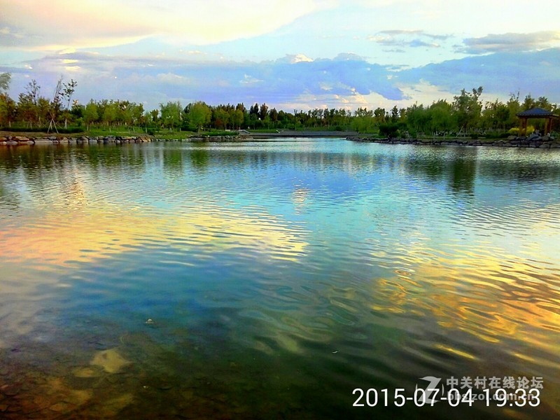 手机当做相机用，出门不必再带相机了