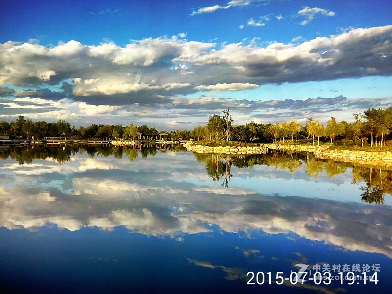 手机当做相机用，出门不必再带相机了