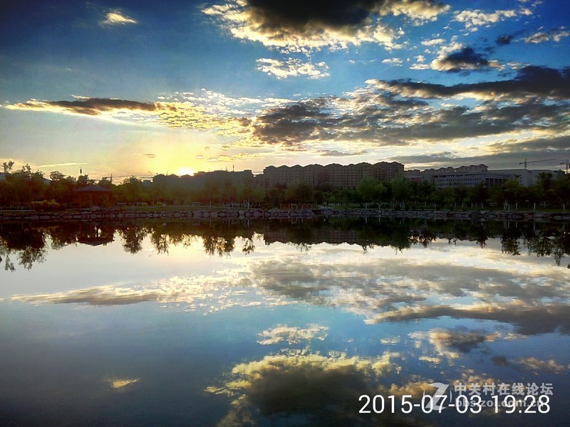 手机当做相机用，出门不必再带相机了