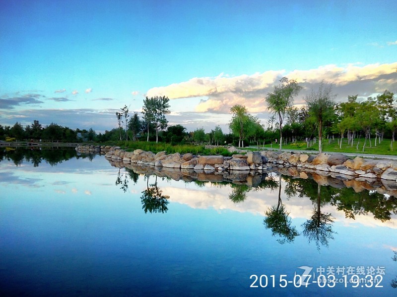 手机当做相机用，出门不必再带相机了