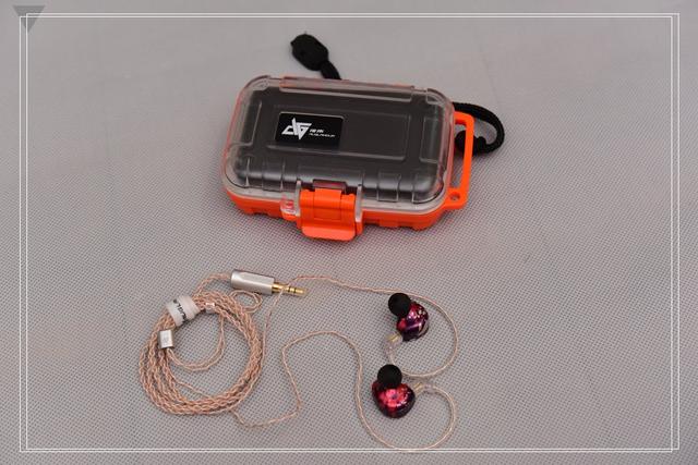 #音频外设# 至纯至净！身临其境！—徕声RT-3三单元圈铁HIFI耳机体验记