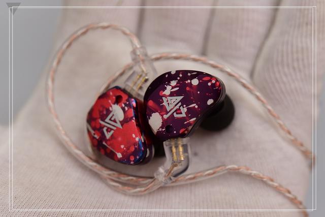 #音频外设# 至纯至净！身临其境！—徕声RT-3三单元圈铁HIFI耳机体验记