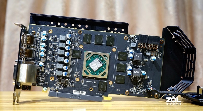 千元显卡如何选——XFX RX590 GME 8G黑狼版vs GTX1650 SUPER对比详测