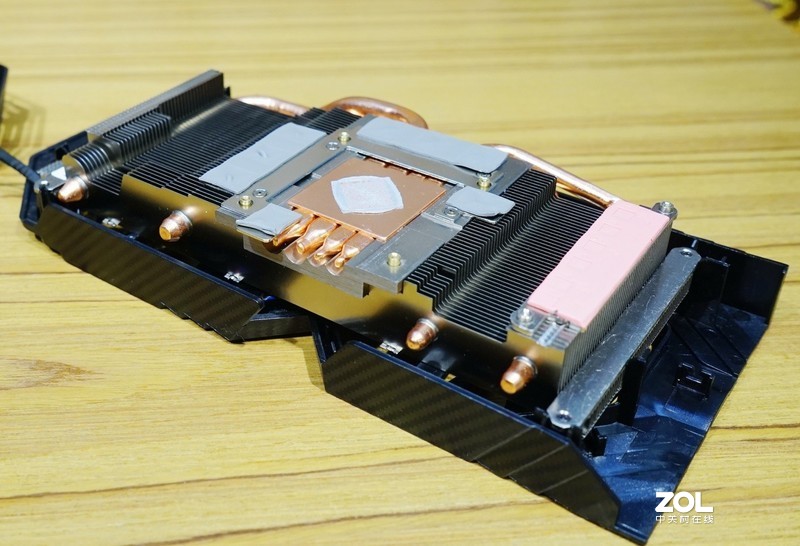 千元显卡如何选——XFX RX590 GME 8G黑狼版vs GTX1650 SUPER对比详测