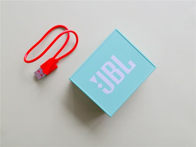 开箱测评，揭秘这款蓝牙音箱为何成网红