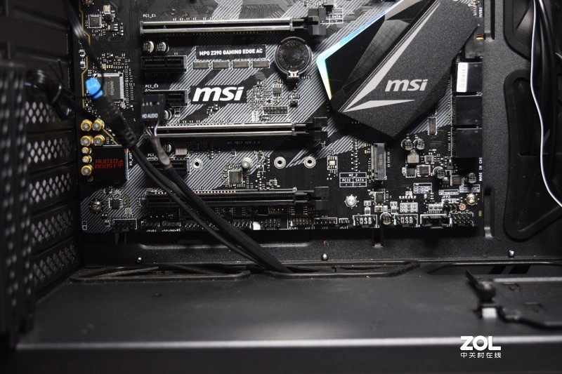 重回微星主板怀抱，微星Z390 Gaming Edge AC刀锋版装机点评